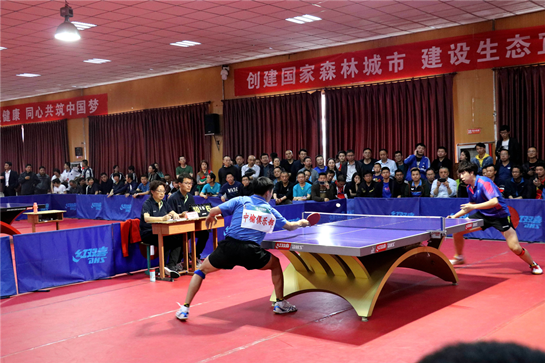 1亿欧元的 1亿欧元的