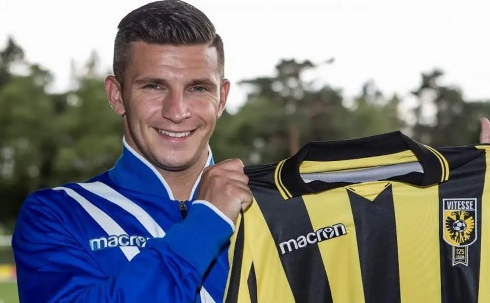 侧空位投篮 侧空位投篮